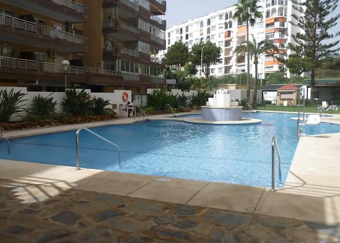 Modern 1 Bed Seafront Boliches * Fuengirola