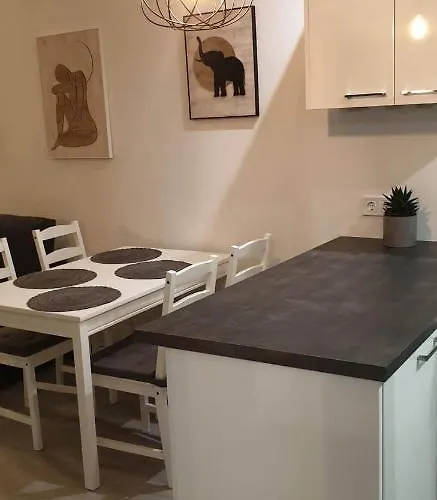 Modern 1 Bed Seafront Boliches Lägenhet Fuengirola