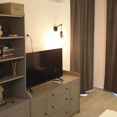 Apartmán Modern 1 Bed Seafront Boliches