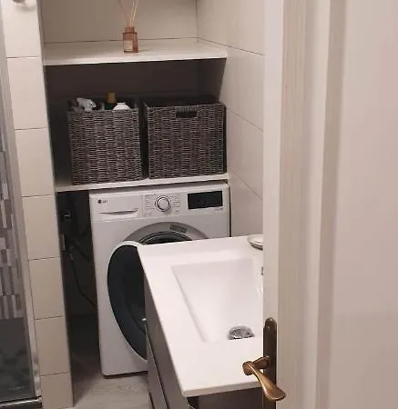 Modern 1 Bed Seafront Boliches Appartement Fuengirola